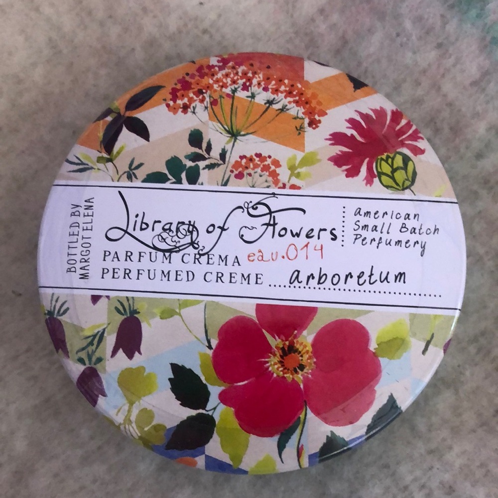 Library of Flowers by Margot elena perfumed Creme delight 2.5oz in Arboretum